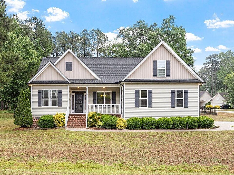 1st image of 120 Dunhill Ln