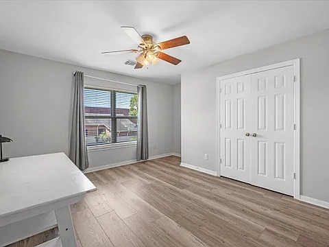 4 bed, $3,300 — Photo 3