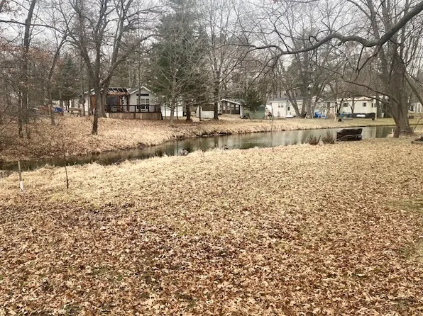 11/176 Woodhaven Dr E, Sublette, IL 61367