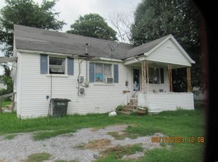 1008 E Cheatham St, Union City, TN 38261