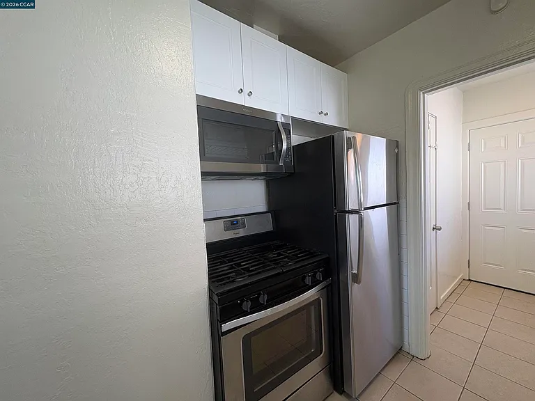 1602 Georgia St — Photo 13