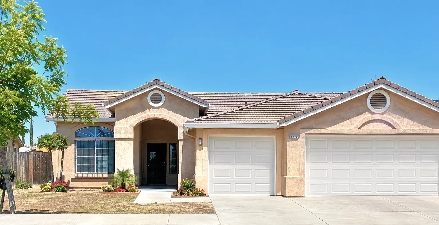 4 bed, 1670 sqft, $2,700 — Photo 1