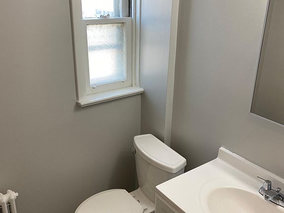 Part of 1st floor bathroom