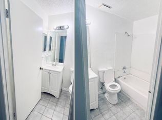 7225 SW 42nd Pl APT D, Gainesville, FL 32608