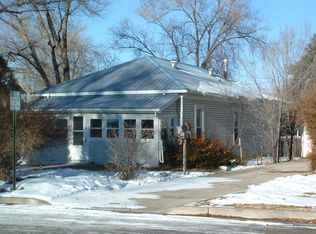 323 S 8th St, Montrose, CO 81401