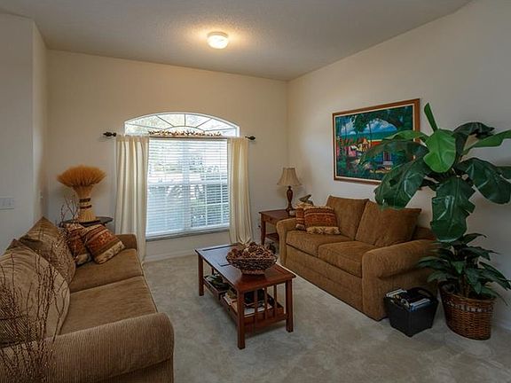 5th image of 1618 Malcolm Pointe Dr