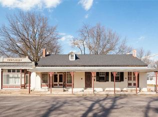 301 W Laurel St, Millstadt, IL 62260