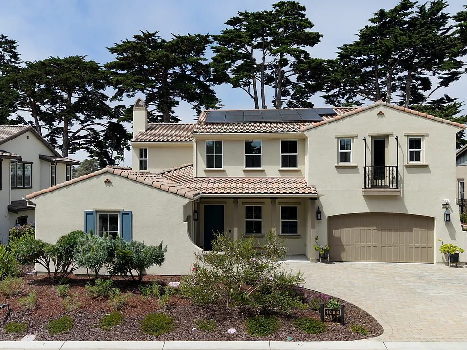 1893 Bunker Ln
