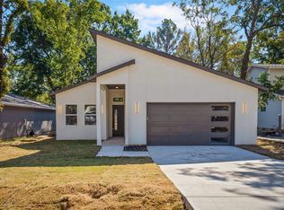 2228 Echo Lake Dr, Dallas, TX 75253