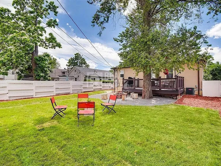 4870 Irving St — Photo 19