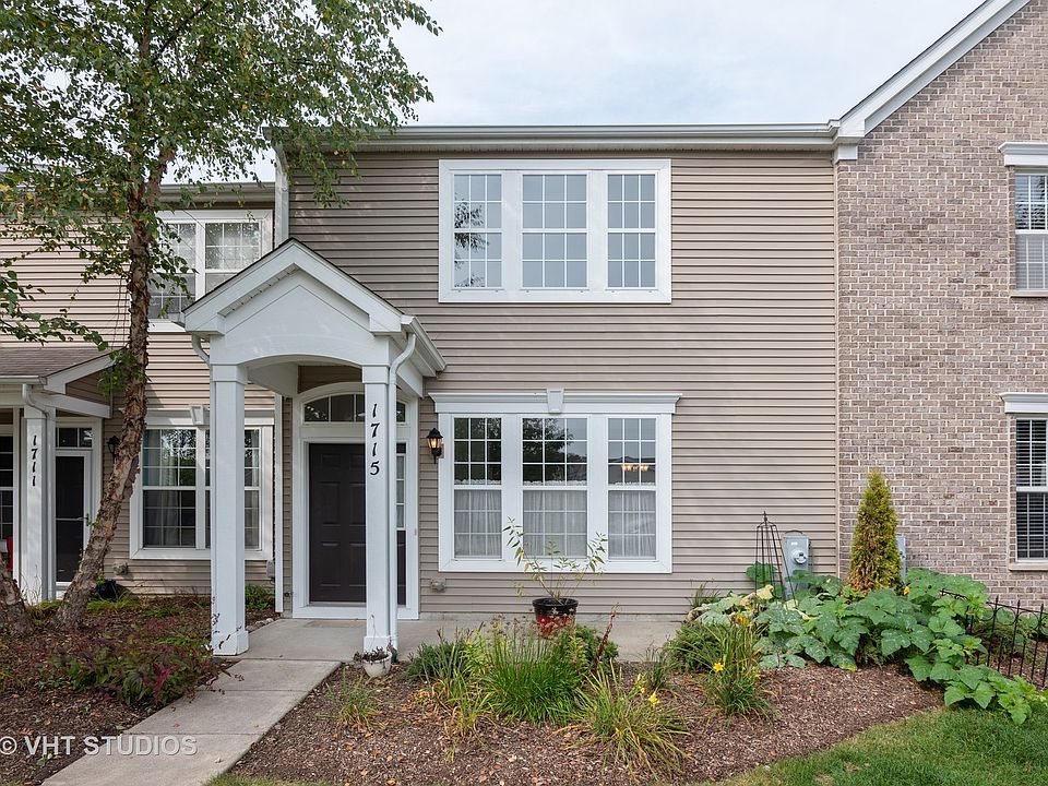 1st image of 1715 Woodside Dr