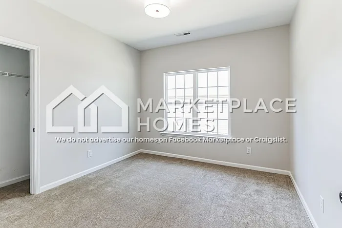 1612 College St SE — Photo 21