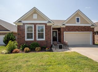 1621 Robindale Dr, Hermitage, TN 37076
