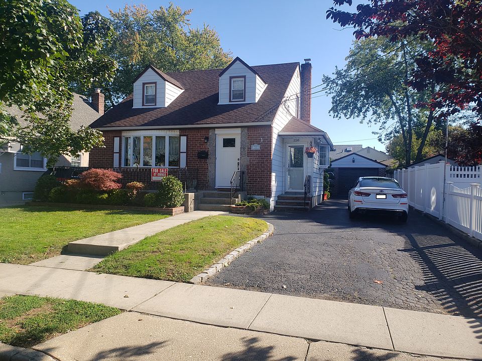 1st image of 158 Barrymore Blvd