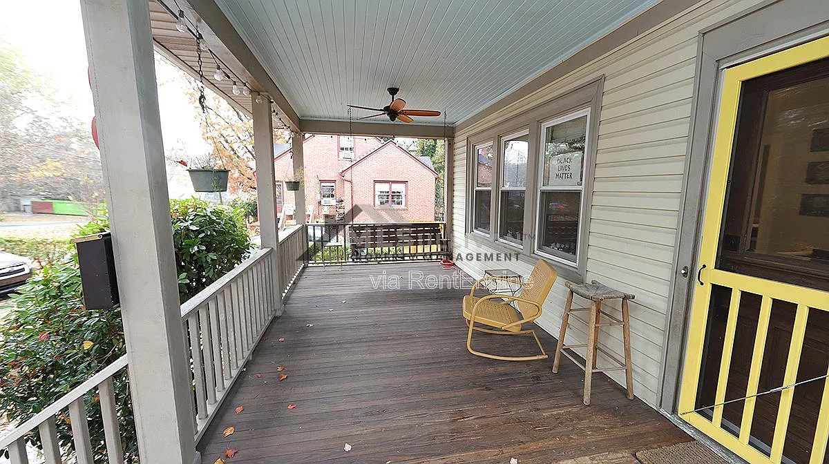 Building Photo - 901 Camden Ave #1