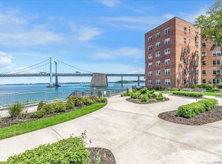 162-01 Powells Cove Blvd APT 5L, Queens, NY 11357
