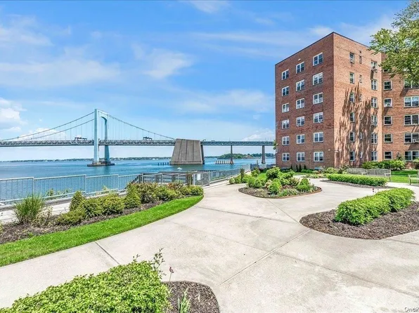 162-01 Powells Cove Boulevard #5L, Beechhurst, NY 11357