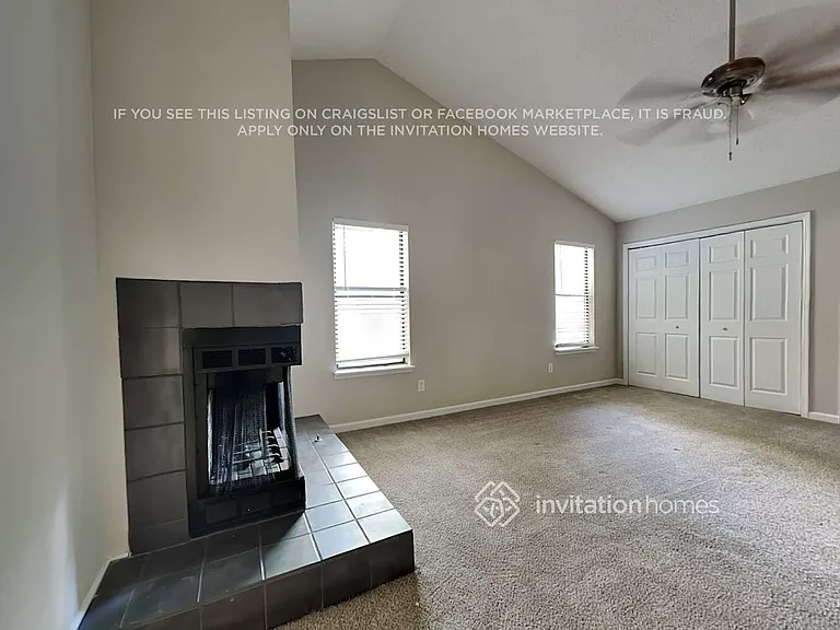 2505 Desiree Way — Photo 15