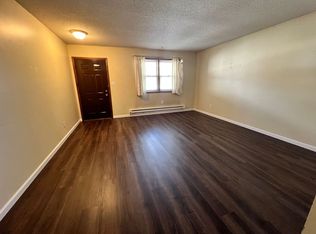 209 Martin Court Apartments, Catlin, IL 61817