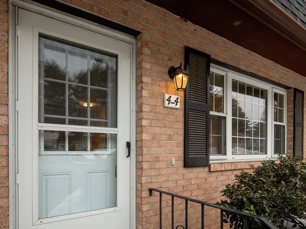 4 Treetop Ln Unit 4, Kingston, MA 02364