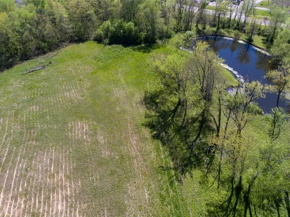 S 8th St, Benld, IL 62009