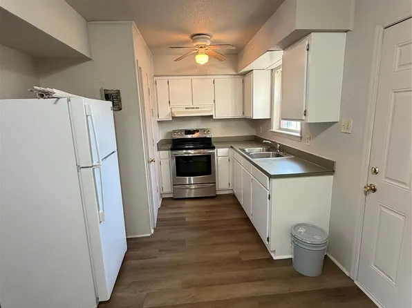 318 N Poplar St #2, Gastonia, NC 28054