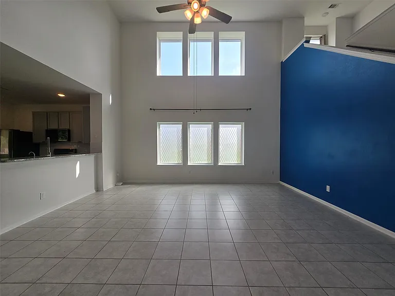 7318 Parkview Dr — Photo 8