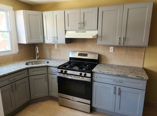 913 Scattergood St, Philadelphia, PA 19124