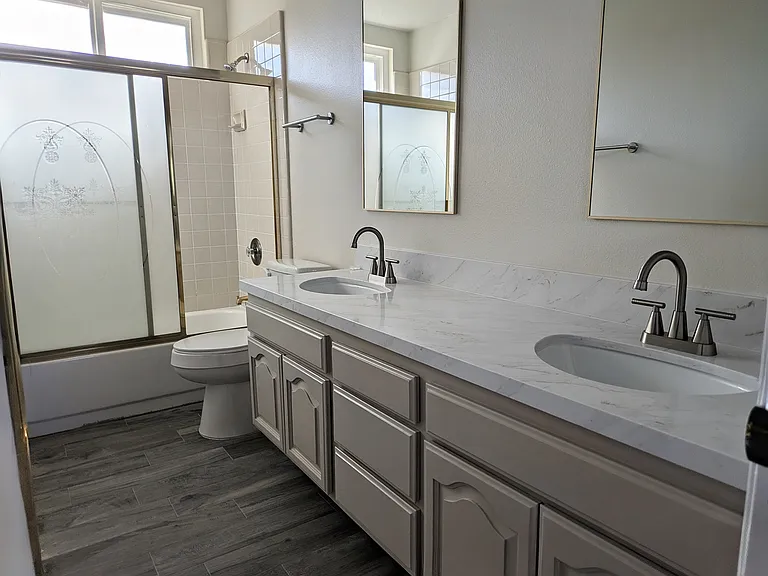 1025 Shoal Creek Ct — Photo 17