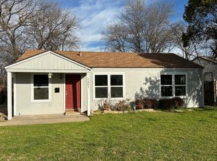 2401 Shropshire St, Fort Worth, TX 76105