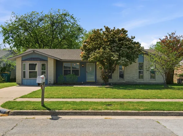 728 N Lisa Ln, Cedar Hill, TX 75104