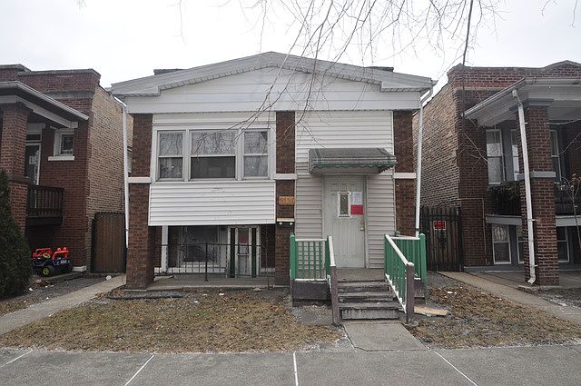 1st image of 2116 S 47th Ave