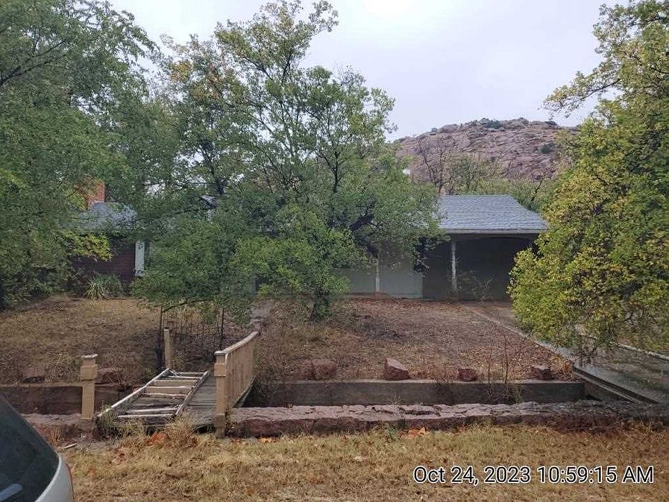 1st image of 108 W Mountain Ave