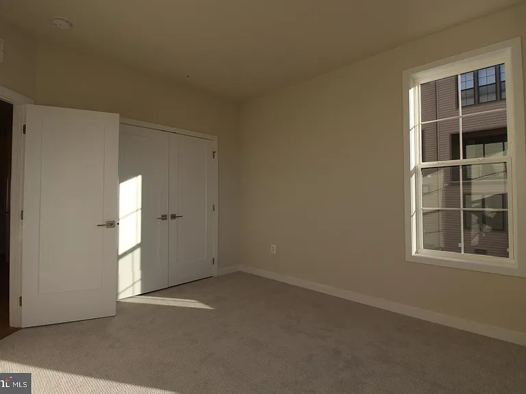 22383 Roanoke Rise Ter — Photo 31