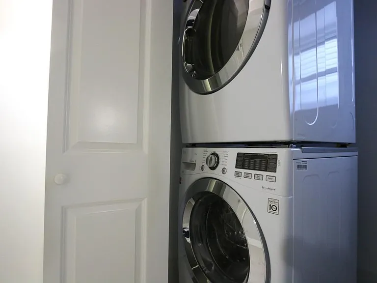 2218 N Lawndale Ave #1 — Photo 13