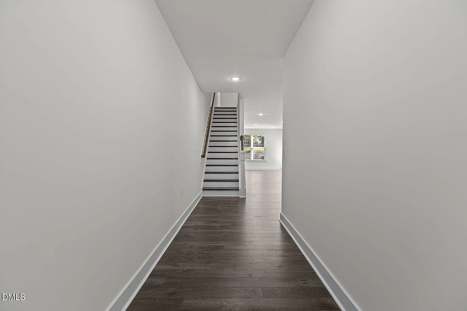 4 bed, 3.0 bath, 2163 sqft, $2,400 — Photo 3