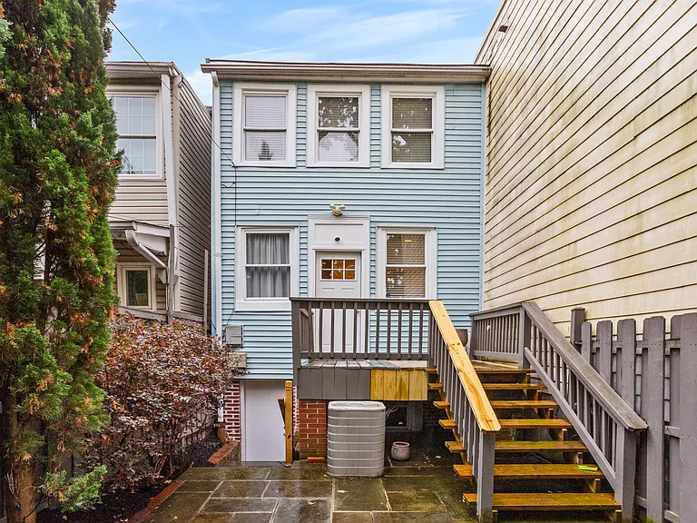 315 13th St SE — Photo 31