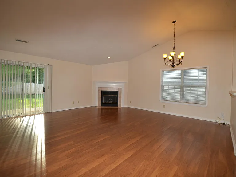 10890 Santa Anita Ct — Photo 3