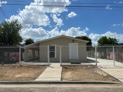 1716 S Bartlett Ave, Laredo, TX, 78046