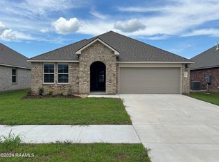 105 Bur Oak Dr, Lafayette, LA 70507