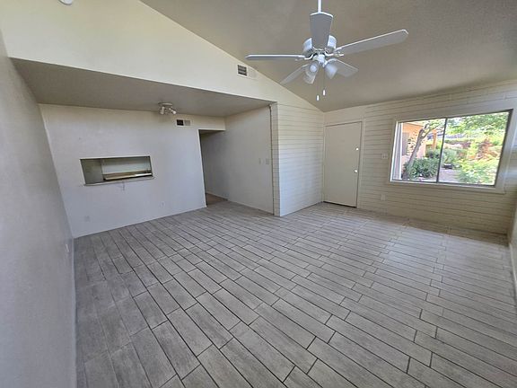 3rd image of 1718 E Campbell Ave APT 31