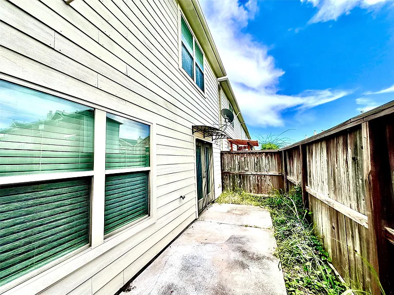 3731 Main Poplar Dr — Photo 35