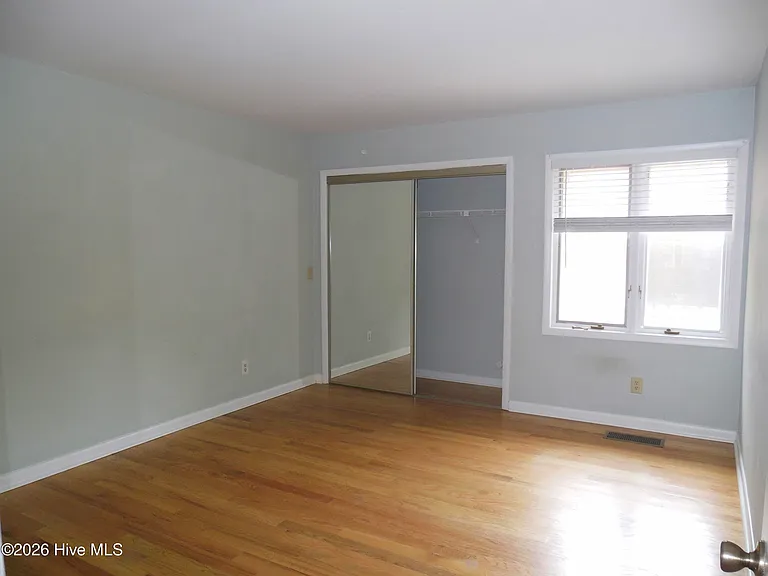 313 Sandpiper Ln — Photo 5