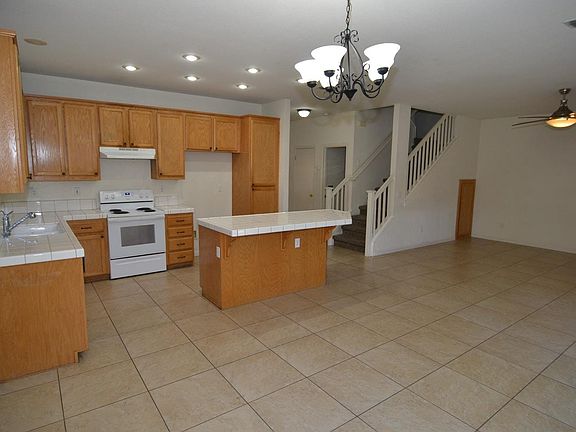 3rd image of 3305 Copeland Ct