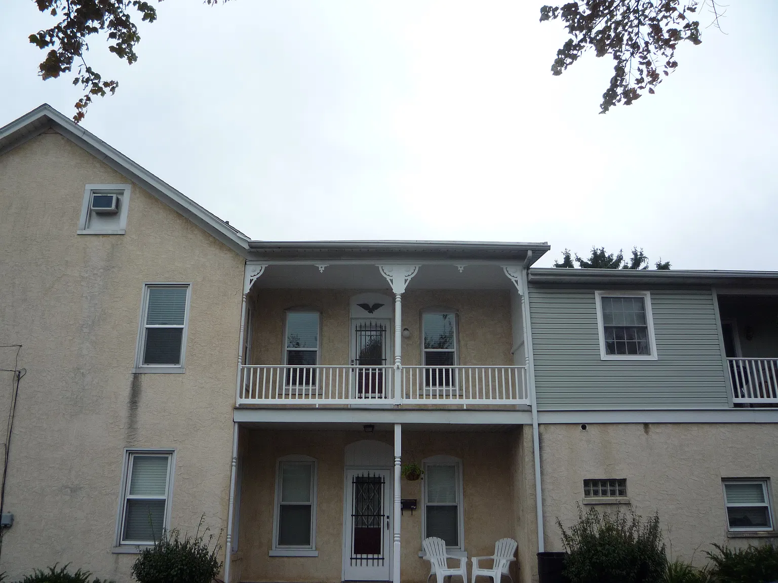 2 bed, 1100 sqft, $1,575 — Photo 1
