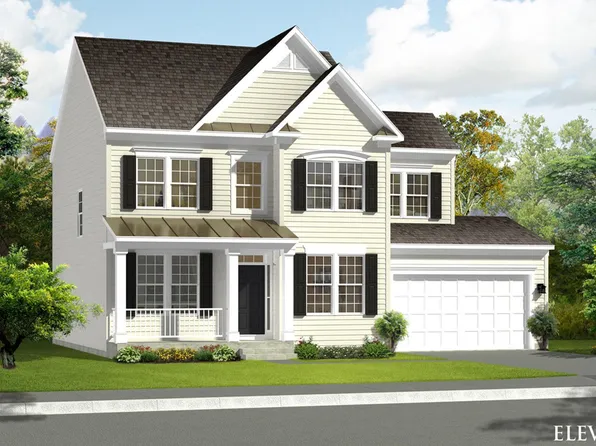 180 Ladysthumb Cir, Charles Town, WV 25414