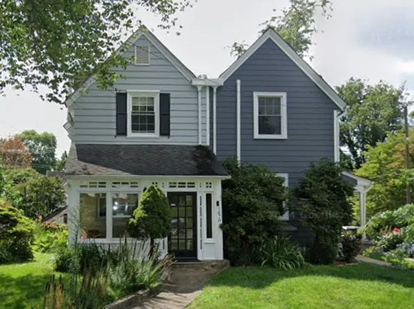 1478 Braddock Ln, Wynnewood, PA 19096