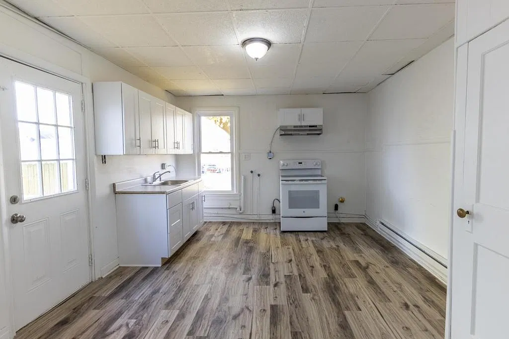 117 N 12th St, apt A — Photo 4