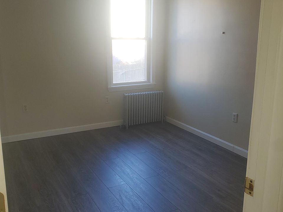 2nd image of 187 Whipple St #1