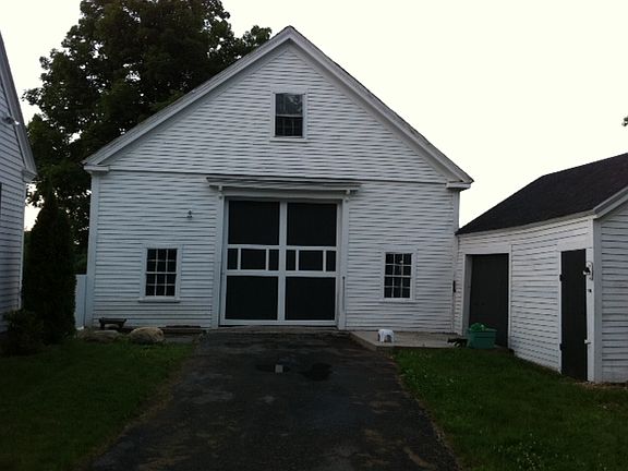 Barn